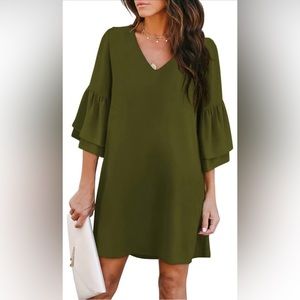Bell sleeve v-neck dress
